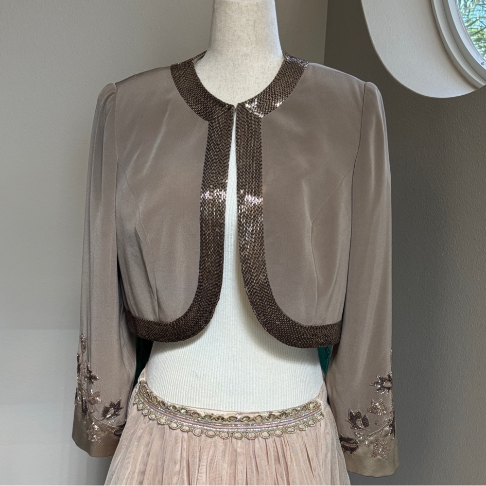 Jovani Taupe and Brown Cropped Blazer
